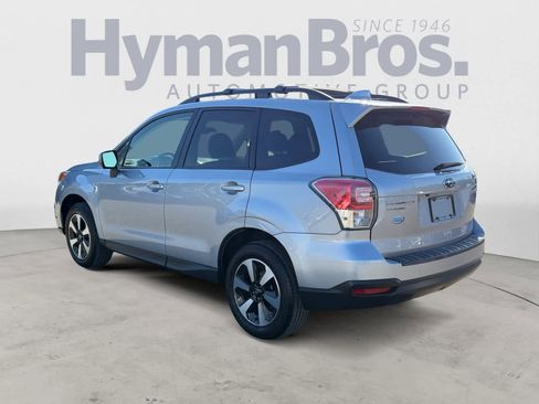 Used 2018 Subaru Forester 2.5i Premium image 6