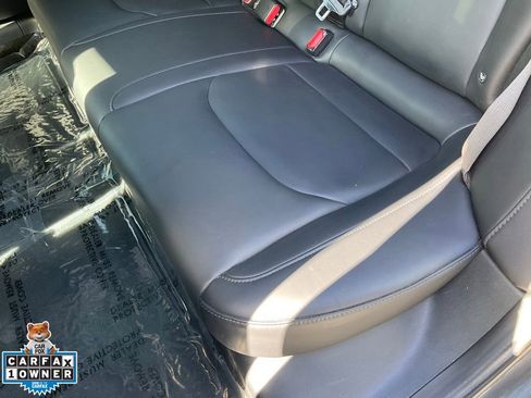 Used 2018 Tesla Model 3 Long Range image 28