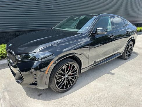 Used 2025 BMW X6 xDrive40i w/ Premium Package AWD/4WD image 7