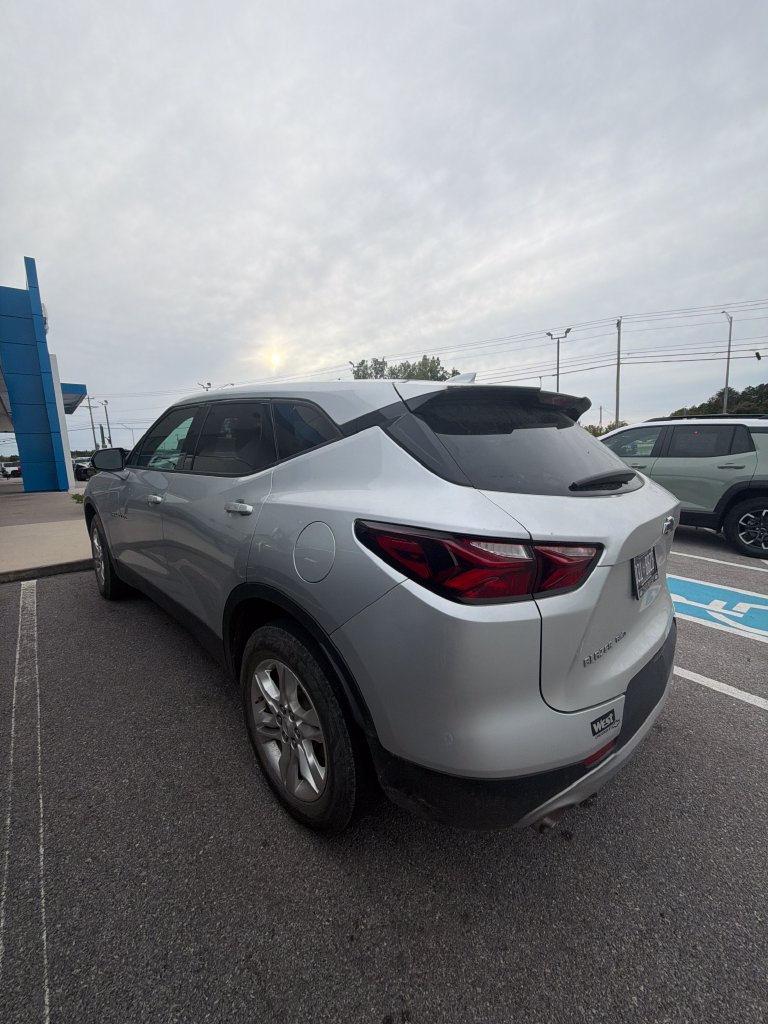 Used 2021 Chevrolet Blazer LT AWD/4WD image 3