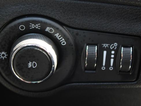 Used 2018 Jeep Compass Trailhawk w/ Safe & Security Group AWD/4WD image 28