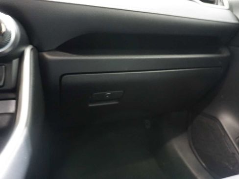 Used 2024 Toyota RAV4 XLE image 19