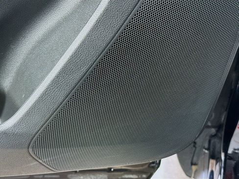 Certified 2026 INFINITI QX60 Luxe w/ Family Package image 24