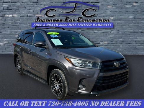 Used 2017 Toyota Highlander SE AWD/4WD image 10
