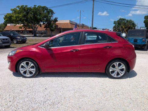 Used 2013 Hyundai Elantra GT w/ Touch & Go Pkg FWD image 8