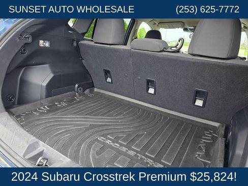 Used 2024 Subaru Crosstrek 2.0i Premium AWD/4WD image 23