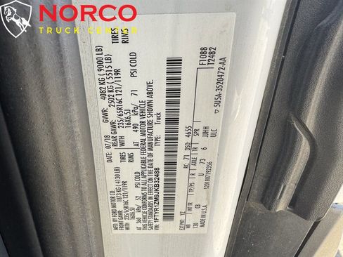 Used 2018 Ford Transit 250 250 T250 Low Roof Cargo w/ Exterior Upgrade Package image 25