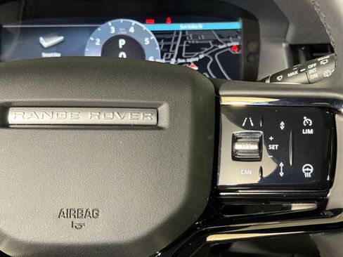 Used 2026 Land Rover Range Rover Evoque S AWD/4WD image 31