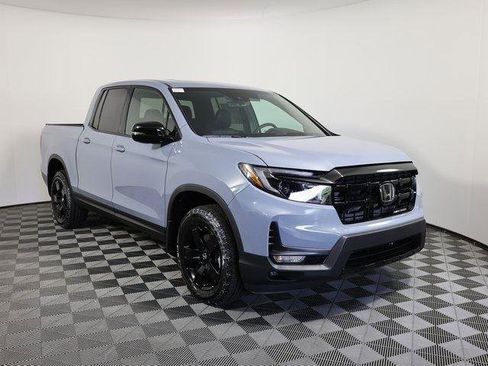 New 2026 Honda Ridgeline Black Edition image 3
