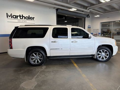 Used 2014 GMC Yukon XL Denali AWD/4WD image 4
