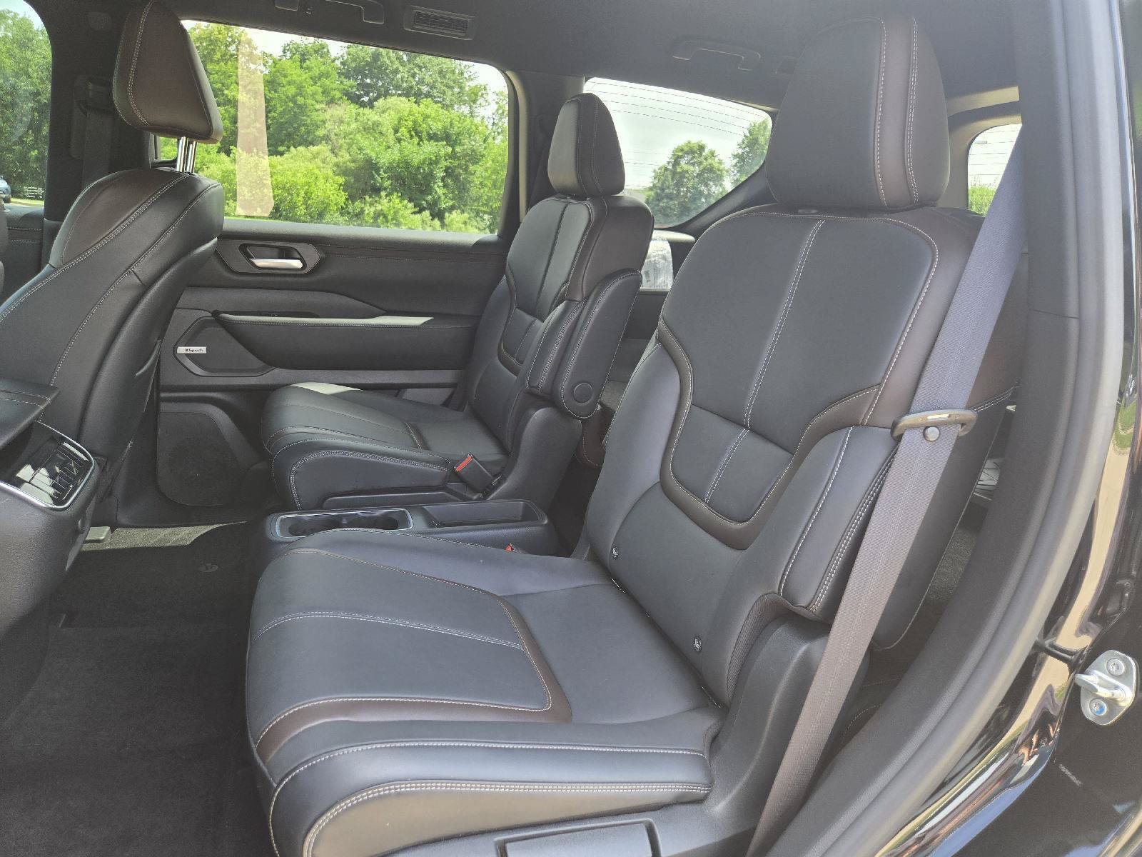 Used 2025 Nissan Armada SL w/ Captain's Chari Seat Package AWD/4WD image 27