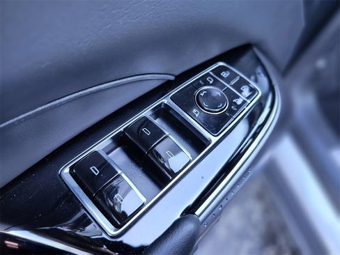 New 2026 Cadillac Lyriq Luxury image 15