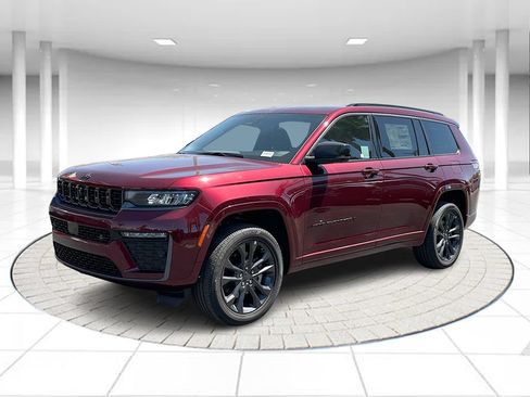 New 2026 Jeep Grand Cherokee L Limited AWD/4WD image 1