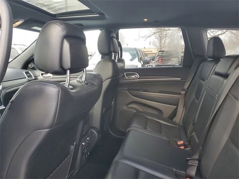 Used 2020 Jeep Grand Cherokee Limited image 10