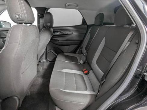 Used 2023 Chevrolet TrailBlazer LT w/ Convenience Package AWD/4WD image 16