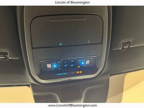 Used 2025 Ford Expedition Tremor AWD/4WD image 34