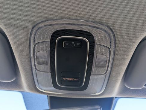 Used 2025 Hyundai Elantra Blue 4D Sedan image 20