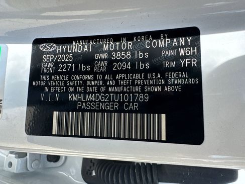 Certified 2026 Hyundai Elantra Sport FWD image 32