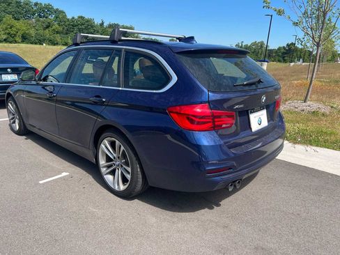 Used 2018 BMW 330i xDrive Wagon AWD/4WD image 5