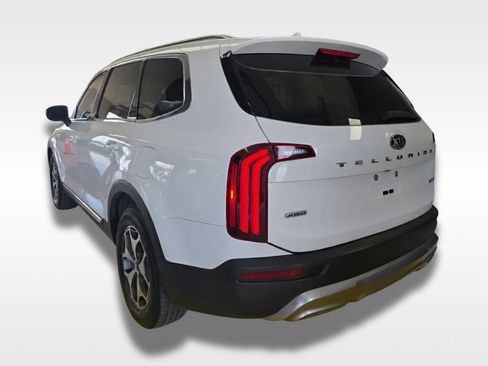 Used 2020 Kia Telluride EX AWD/4WD image 3