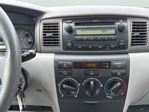 Used 2007 Toyota Corolla CE w/ Upgrade Pkg FWD image 21
