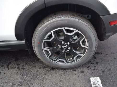 New 2025 Ford Bronco Sport Outer Banks w/ Outer Banks Tech Package+ image 4