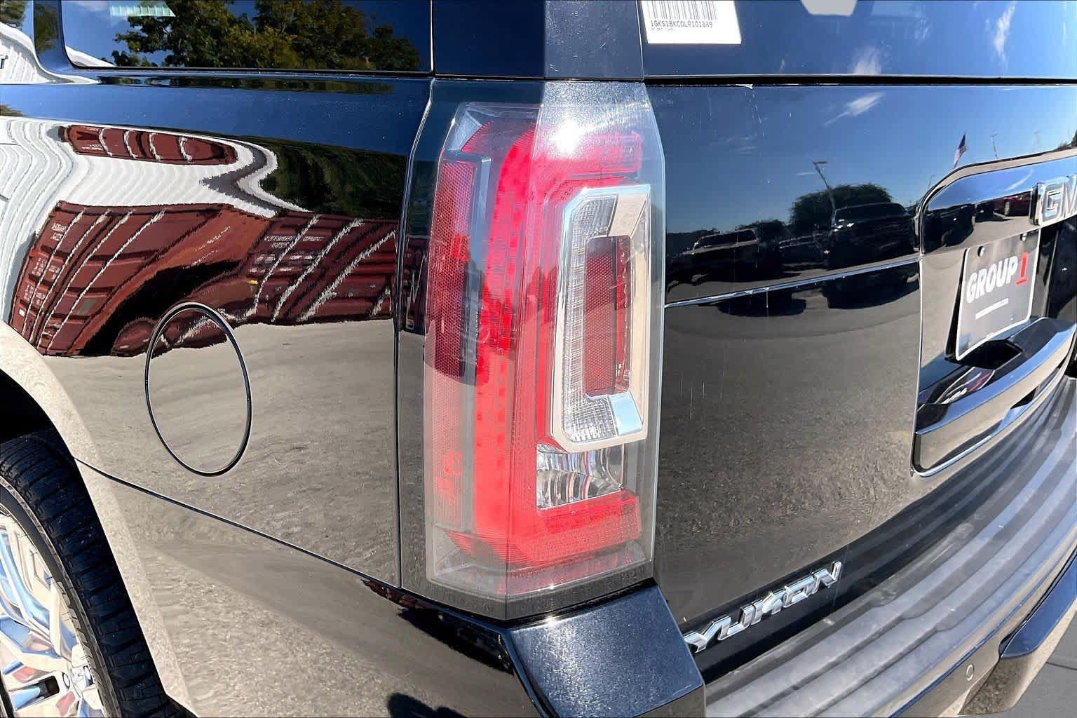 Used 2020 GMC Yukon SLT w/ Premium Edition RWD image 29