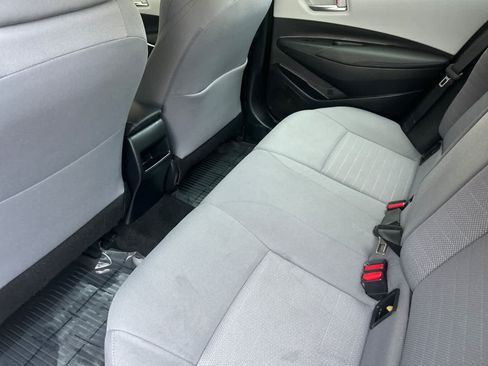 Used 2020 Toyota Corolla SE w/ SE Premium Package FWD image 4