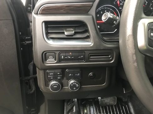 Used 2021 Chevrolet Tahoe 4WD image 20