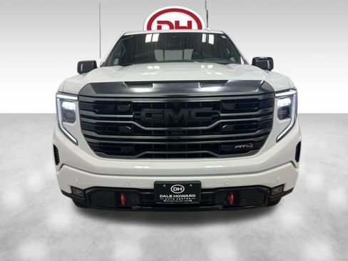 Used 2024 GMC Sierra 1500 AT4 w/ Technology Package image 6