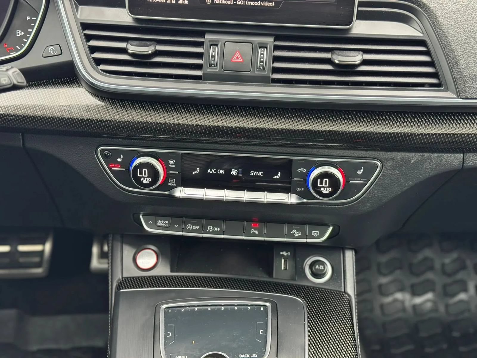 Used 2018 Audi SQ5 Premium Plus w/ Navigation Package AWD/4WD image 28