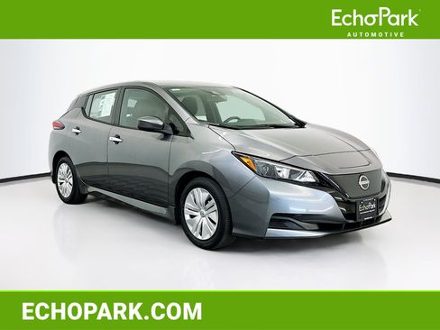 Used 2024 Nissan Leaf S image 1