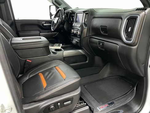 Certified 2022 GMC Sierra 2500 AT4 w/ AT4 Premium Plus Package AWD/4WD image 42