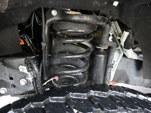 Used 2024 Ford F350 Lariat w/ Lariat Ultimate Package image 12