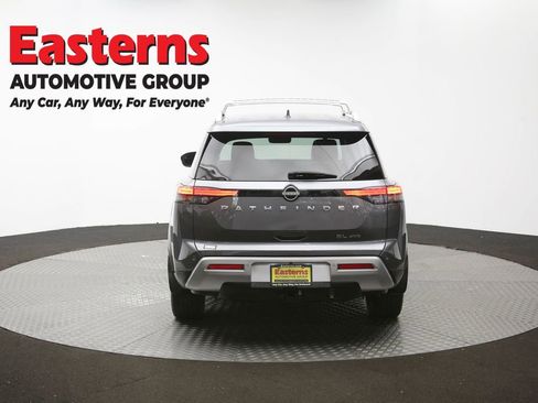Used 2023 Nissan Pathfinder SL w/ SL Premium Package AWD/4WD image 38