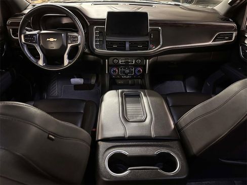 Used 2023 Chevrolet Tahoe LT w/ Luxury Package image 18