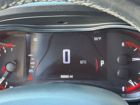 Used 2018 Dodge Durango GT image 31