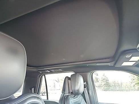 Used 2022 Lincoln Navigator Reserve image 36