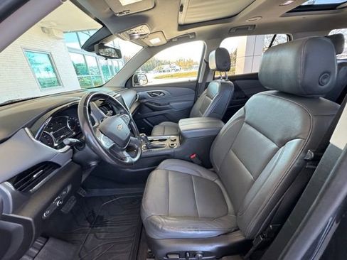 Used 2019 Chevrolet Traverse Premier w/ Driver Confidence II Package image 12