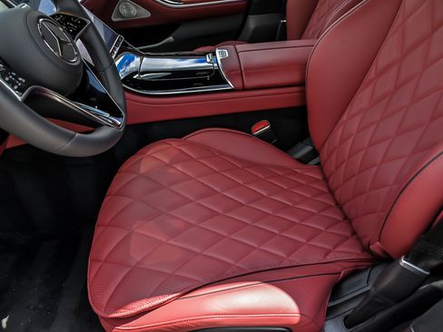 Used 2023 Mercedes-Benz S 580 4MATIC Sedan image 22