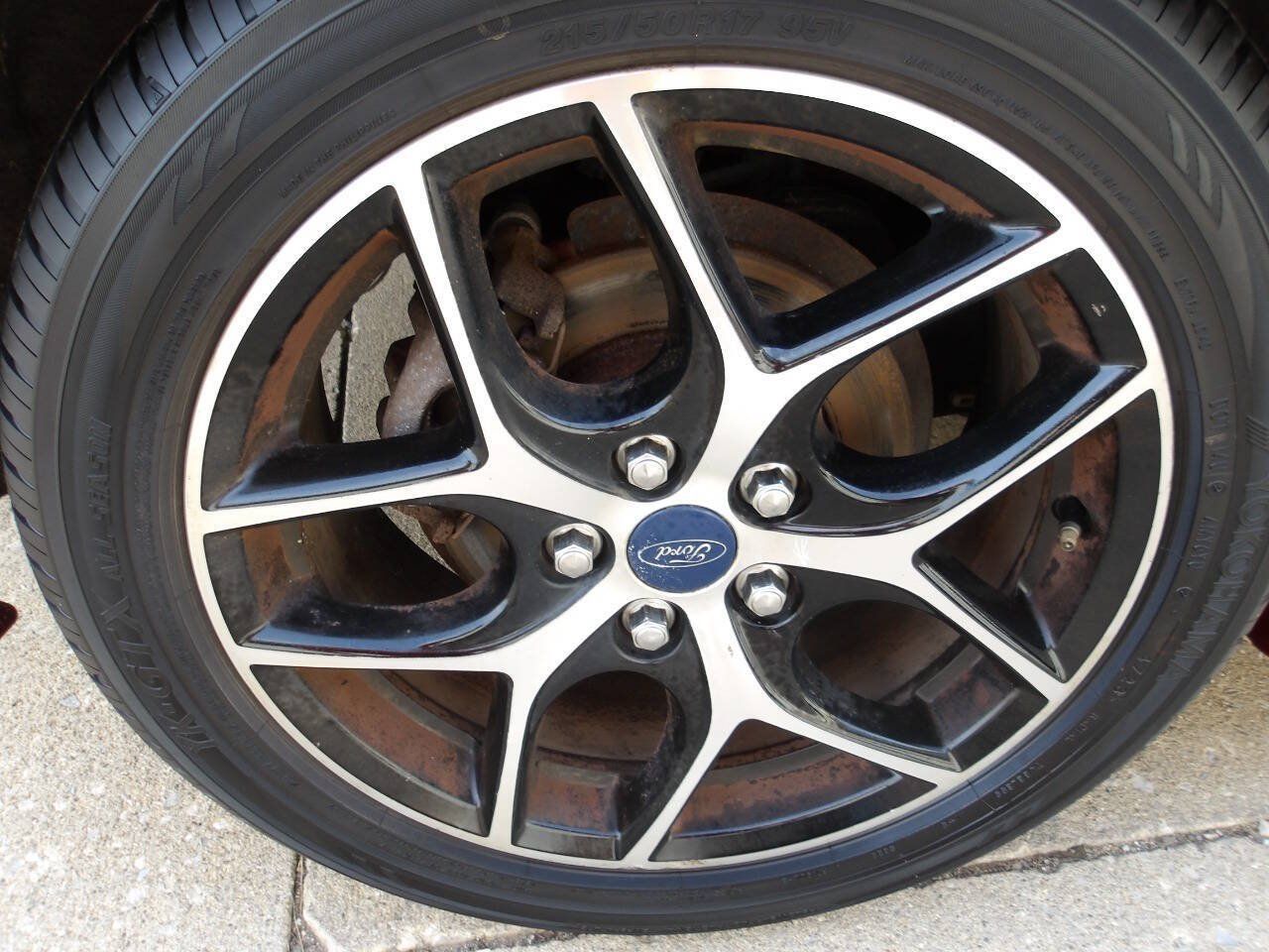 Used 2015 Ford Focus SE w/ SE Sport Package FWD image 51