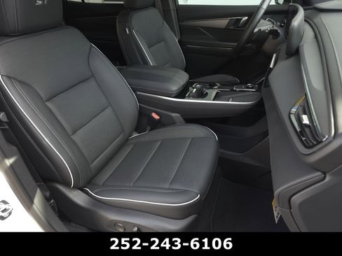 Used 2025 Buick Enclave Sport Touring w/ Super Cruise Package FWD image 43