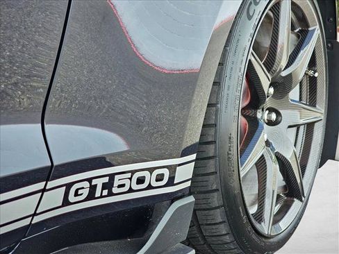 Used 2021 Ford Mustang Shelby GT500 w/ Carbon Fiber Track Pack RWD image 11
