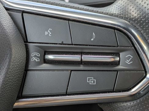 Used 2025 Chevrolet Equinox EV LT FWD image 27