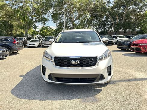 Used 2020 Kia Sorento LX FWD image 3