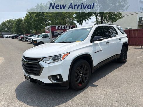 Used 2019 Chevrolet Traverse Premier w/ Redline Edition FWD image 1