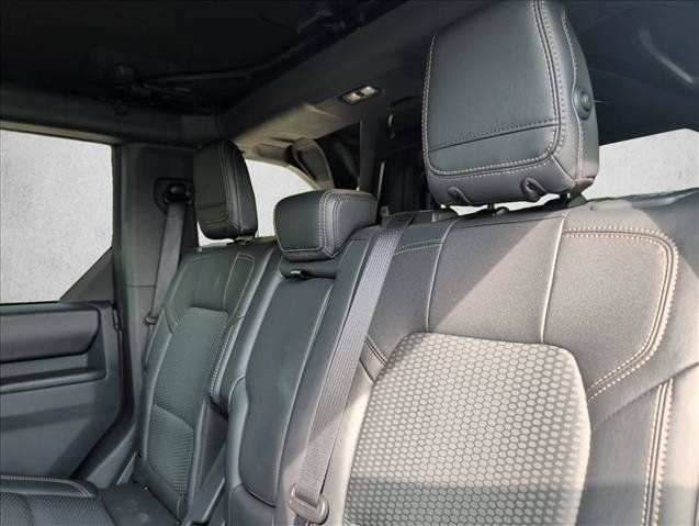 Used 2024 Ford Bronco Raptor w/ Interior Carbon Fiber Pack 6 AWD/4WD image 19