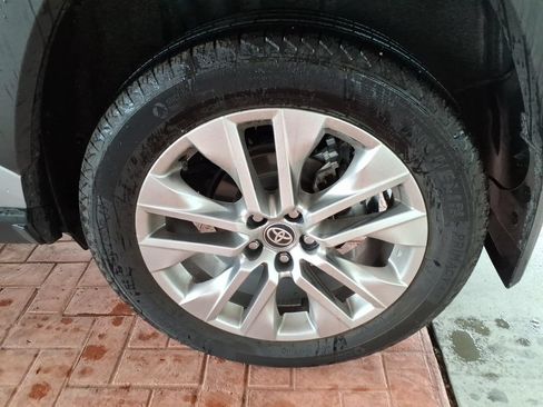 Used 2025 Toyota RAV4 XLE Premium w/ Weather Package FWD image 10