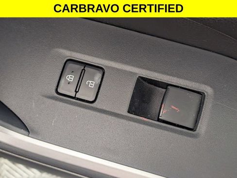 Used 2020 Toyota RAV4 LE FWD image 30