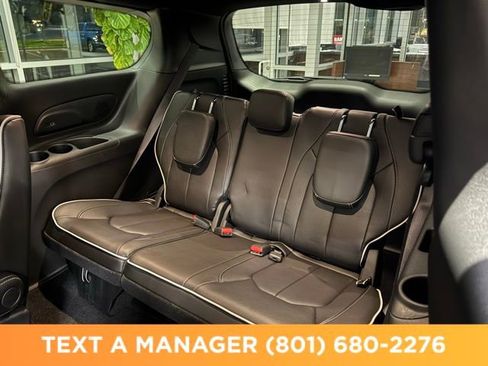 New 2026 Chrysler Pacifica Limited w/ S Appearance Package FWD image 24
